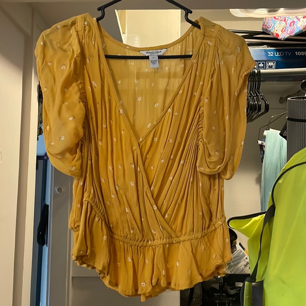 Flower blouse. XL